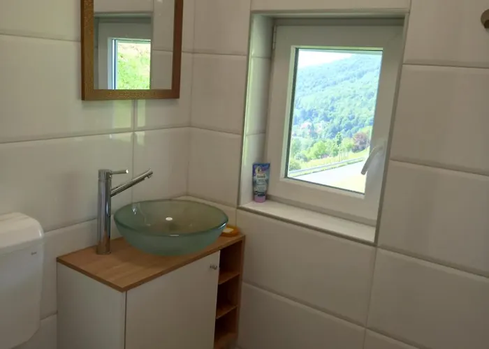 Летний дом Vineyard Foggy Sea