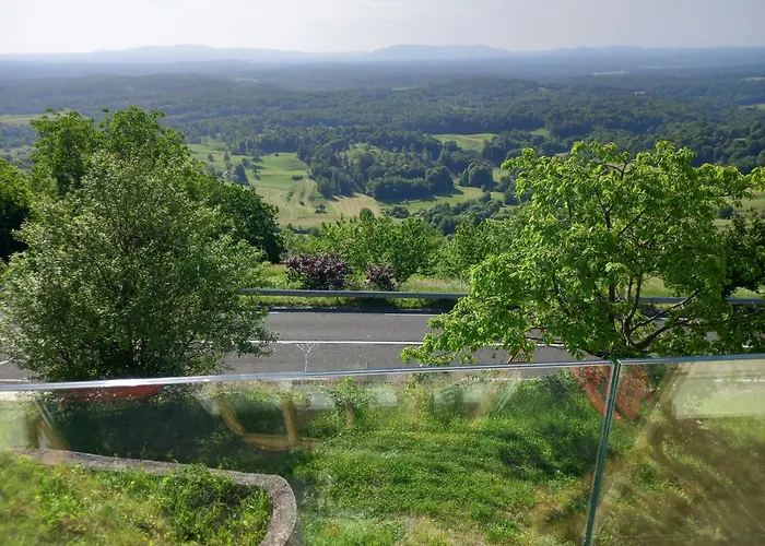 Vineyard Foggy Sea Semic